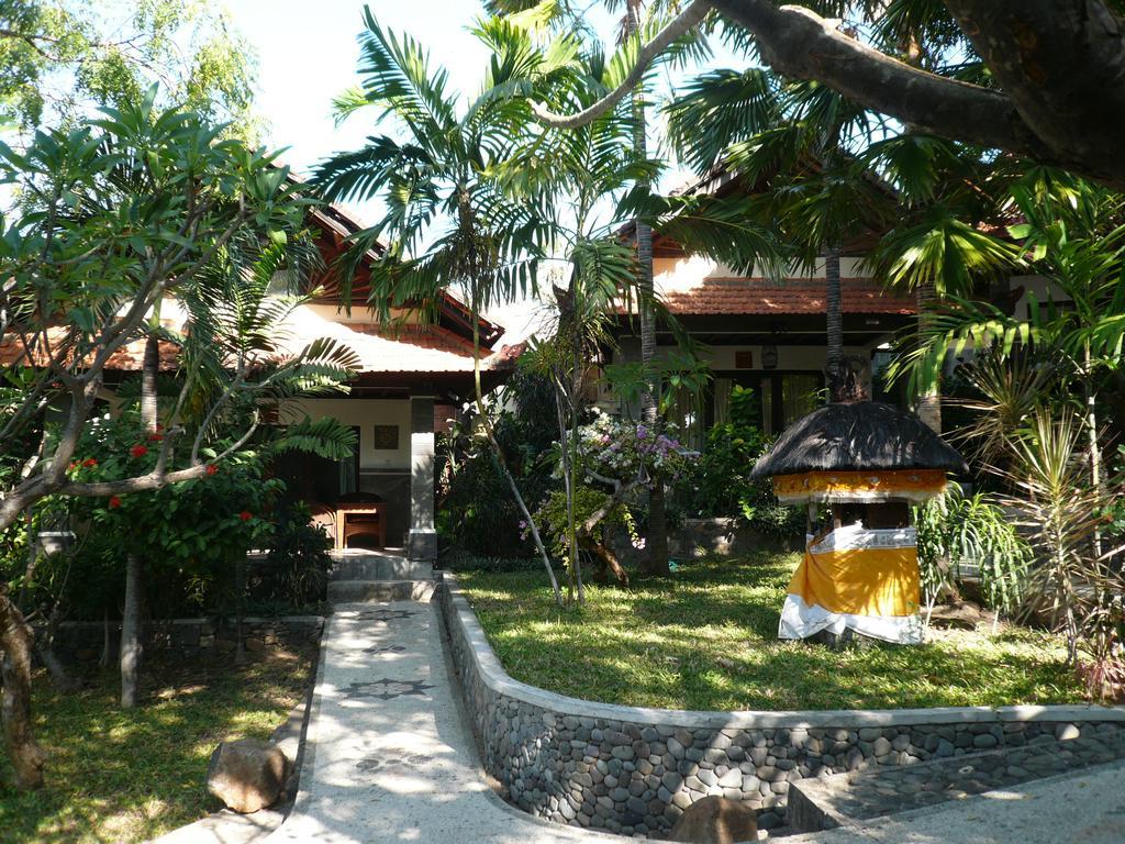 Wawa Wewe II Villas Amed Exterior foto