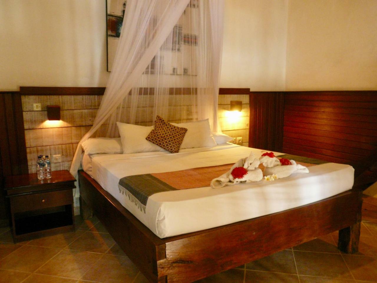 Wawa Wewe II Villas Amed Exterior foto